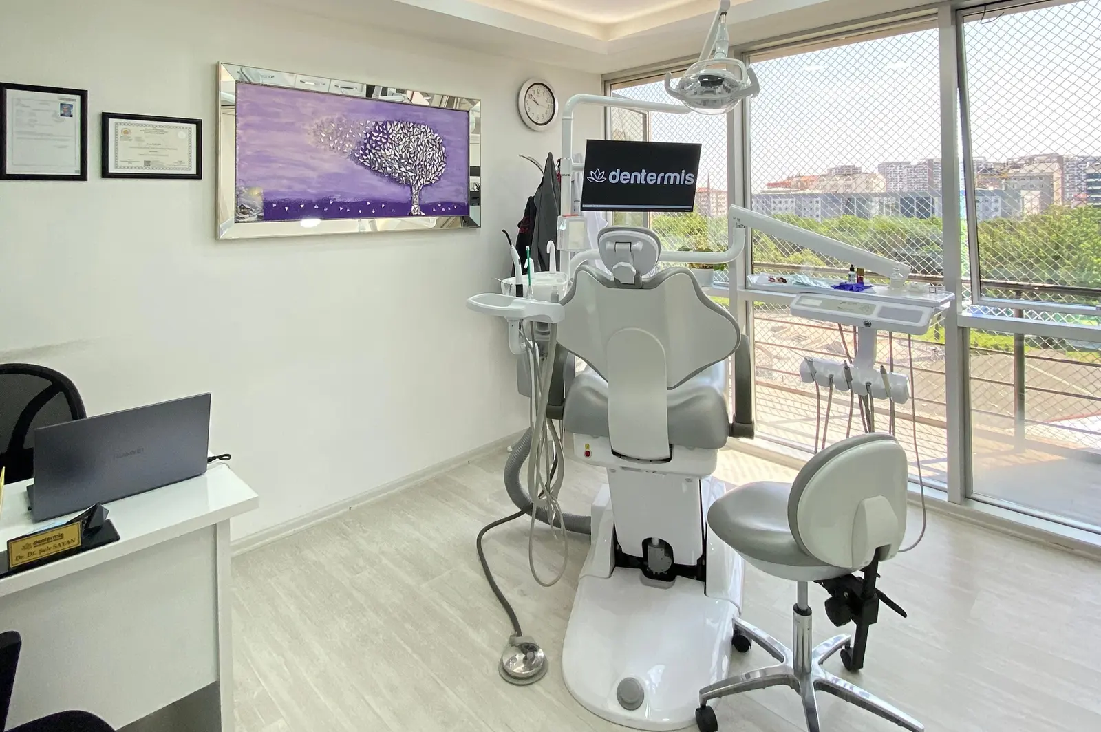 Dentermis Ağız ve Diş Sağlığı Polikliniği