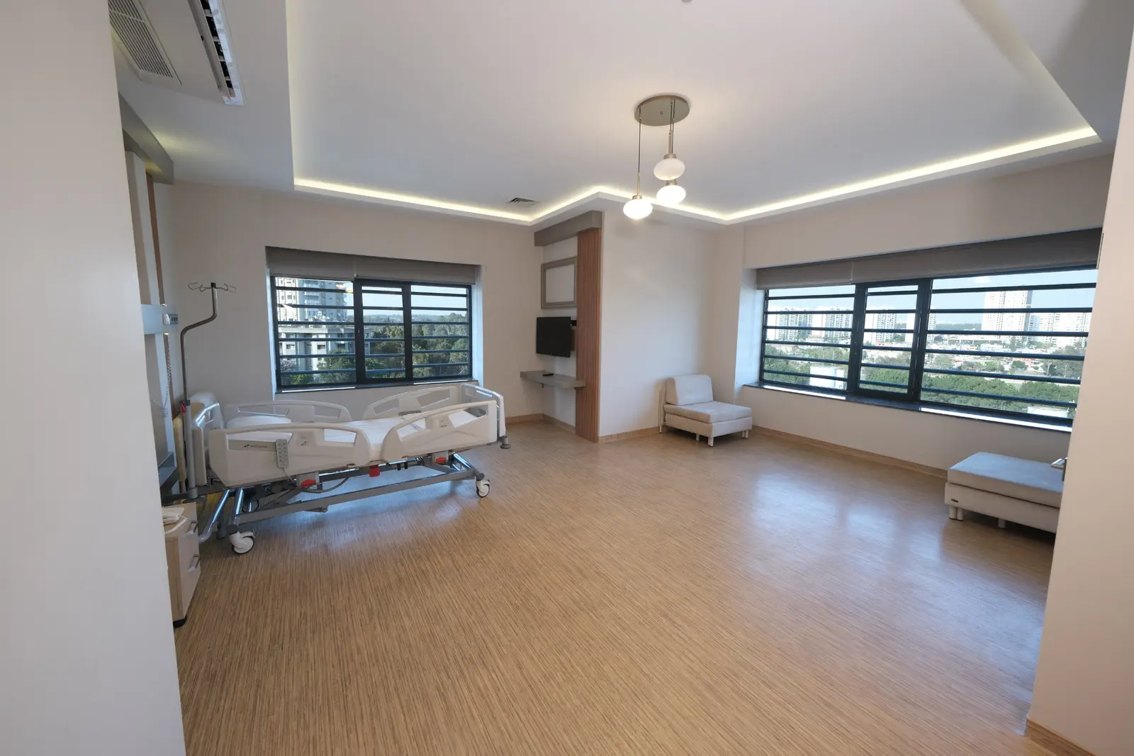 Private Adana Hospital Middle East