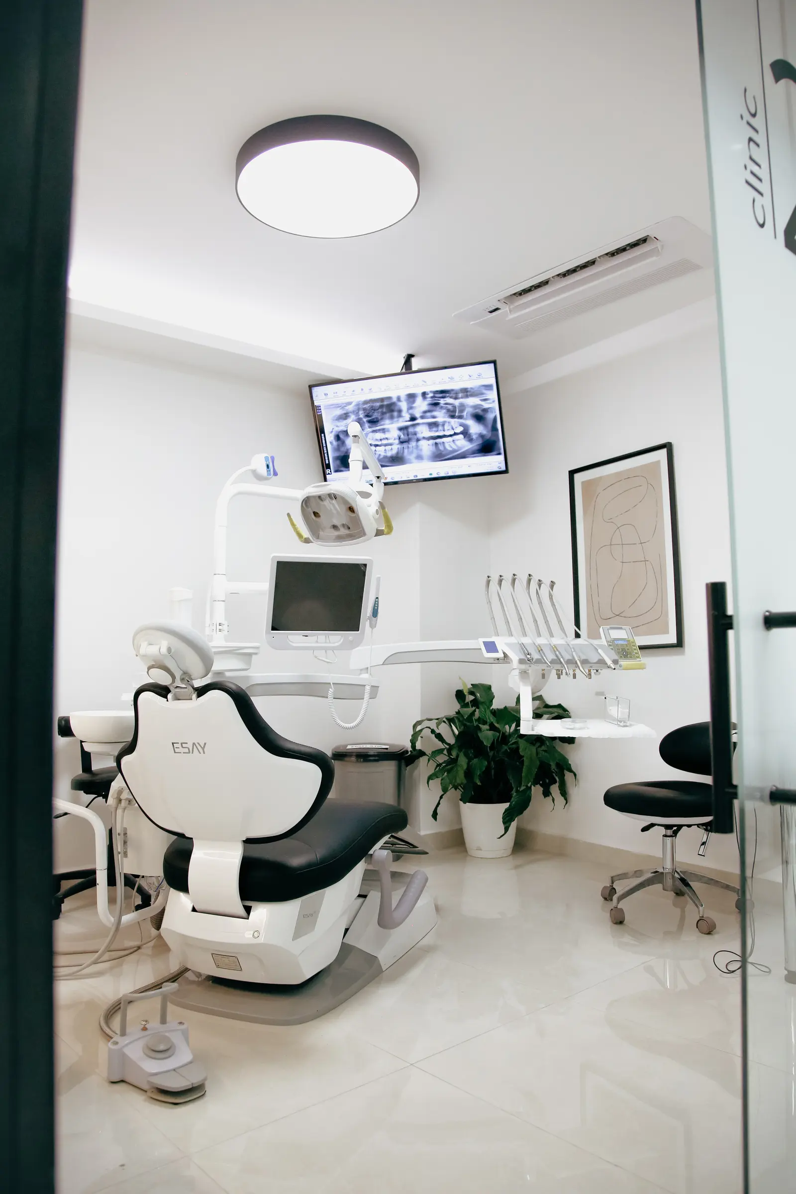 Dr. Sezer Salik