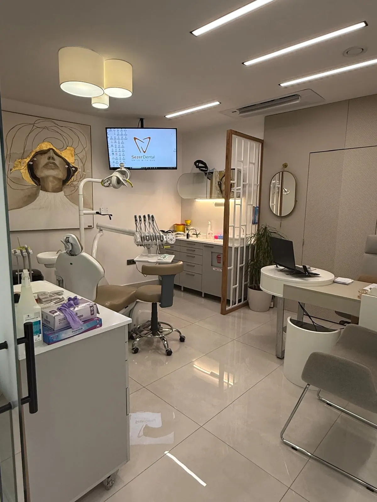 Dr. Sezer Salik