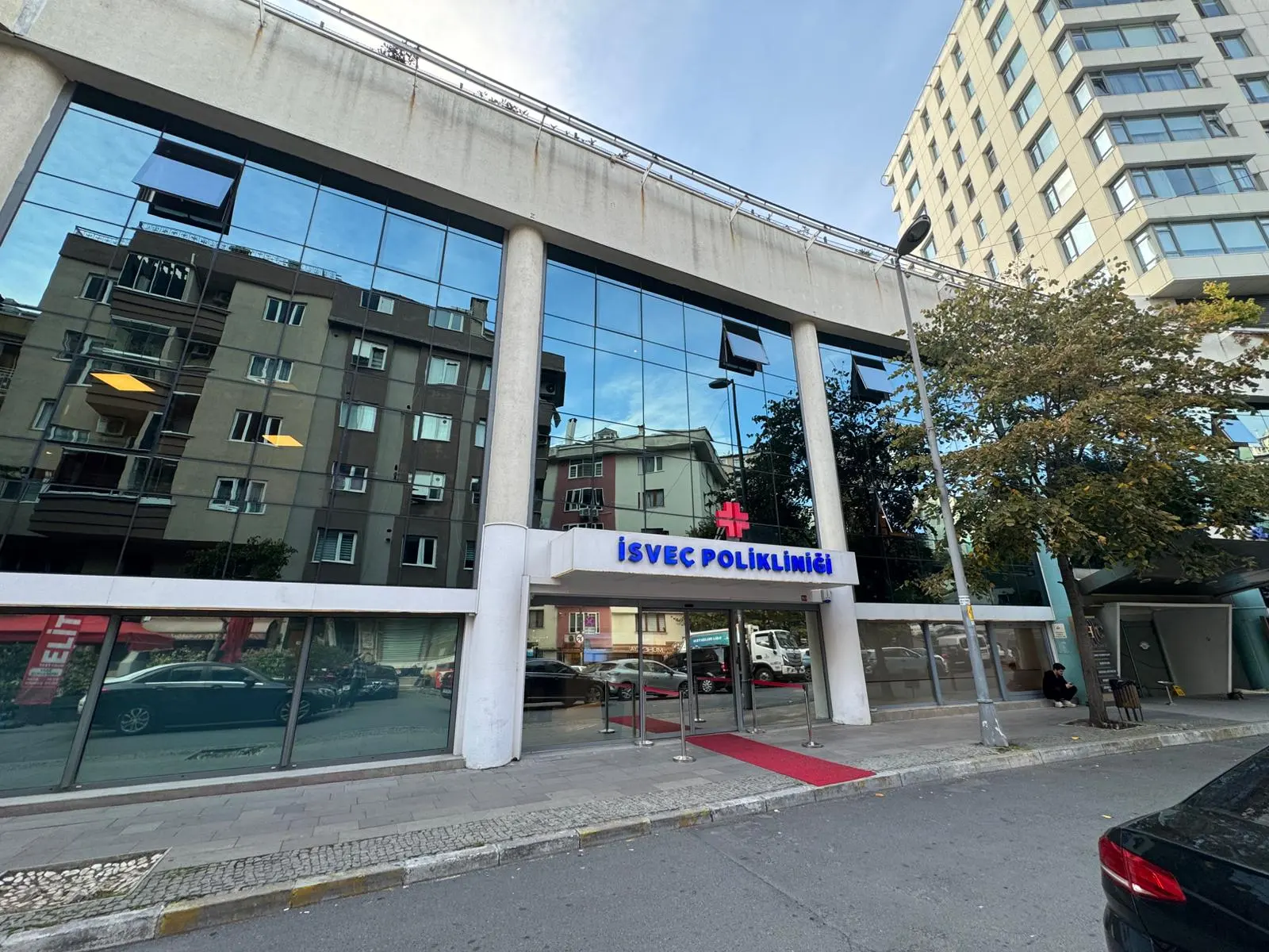 Isveç Polikliniği