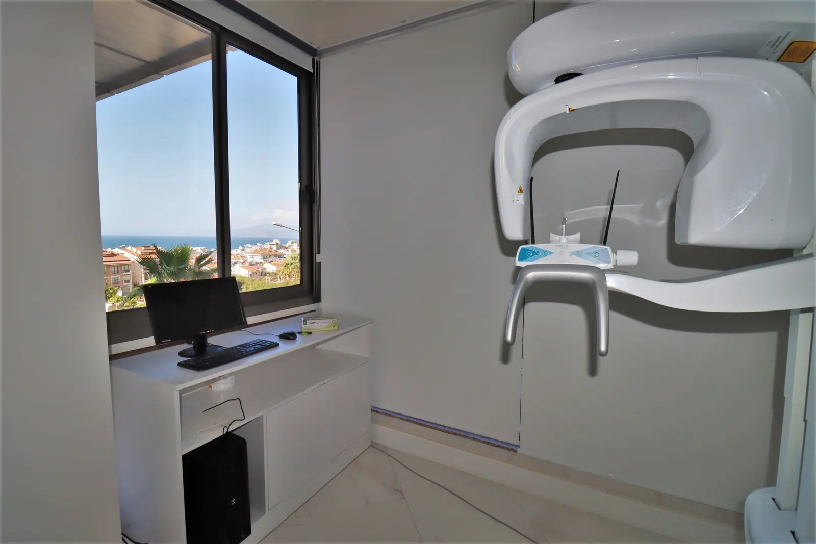 Özel Mynova Kuşadası Ağız ve Diş Sağlığı Polikliniği