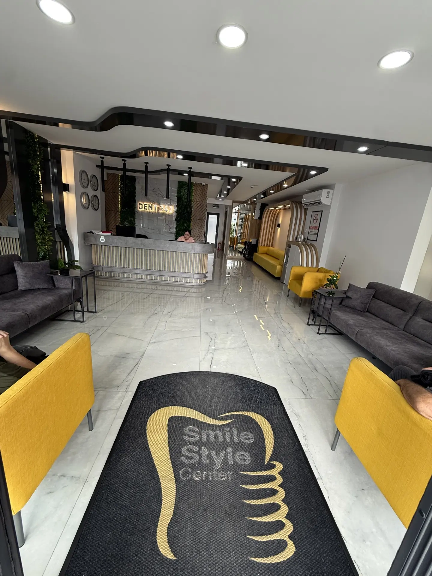 Özel Dent242 Ağız ve Diş Sağlığı polikliniği