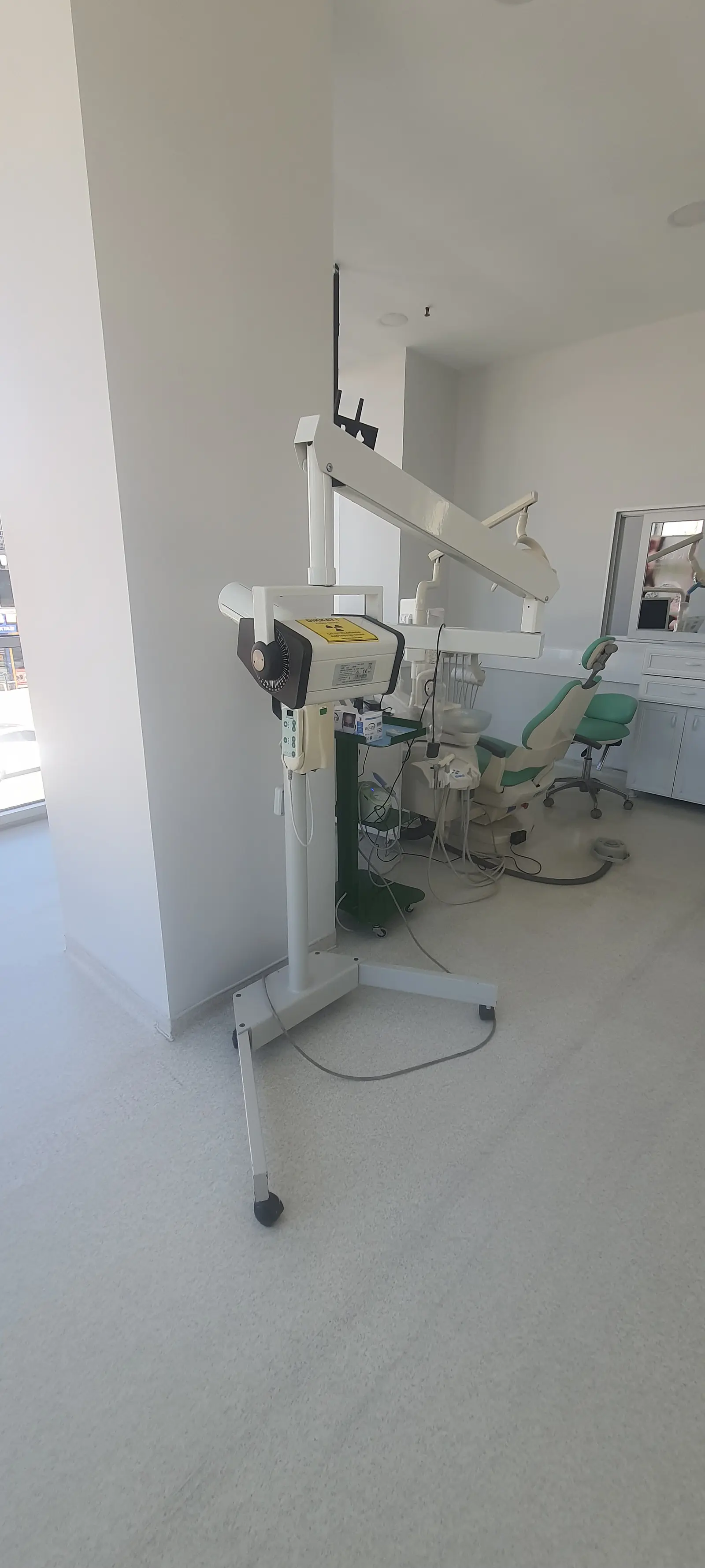 Özel Erdem Azim Ağız ve Diş Sağlığı Polikliniği
