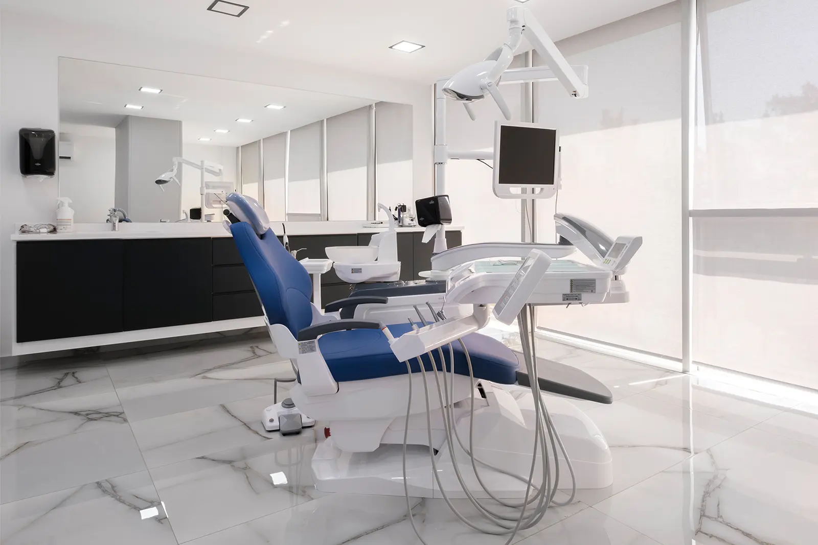 Land Of Smile Dental Center