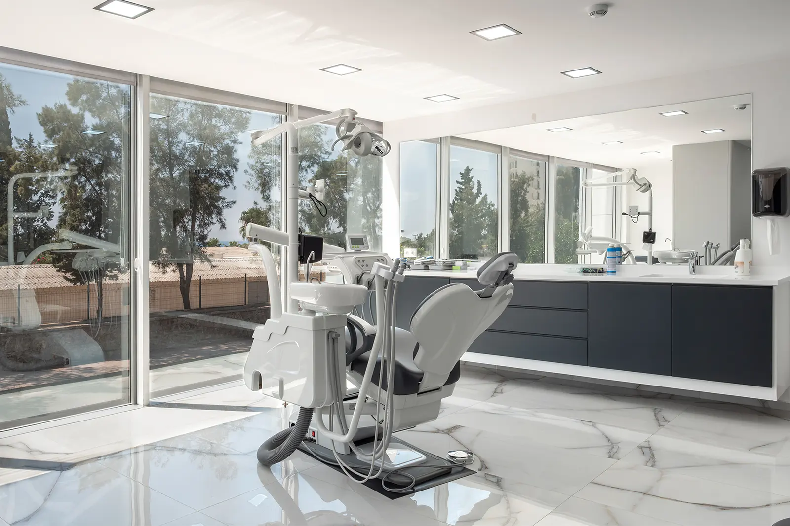 Land Of Smile Dental Center