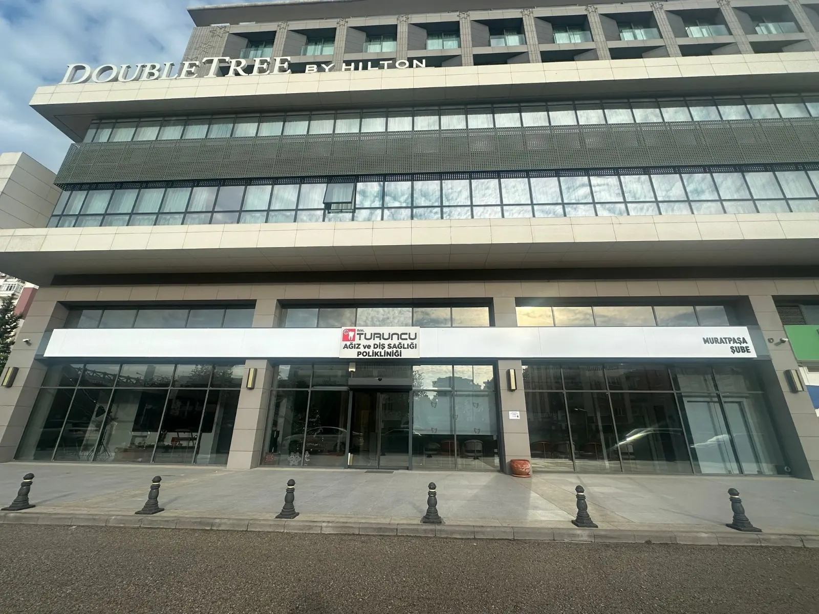 Turuncu Ağız Ve Diş Sağlığı Poliklinigi