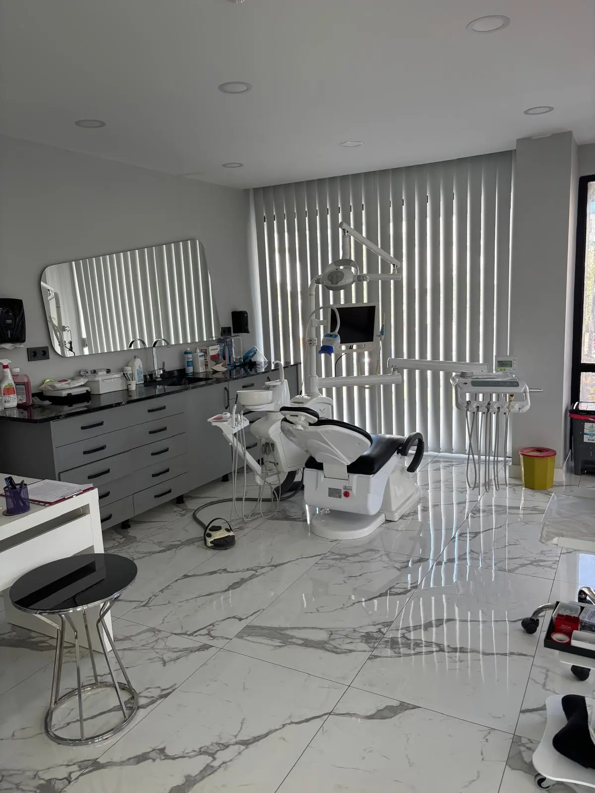 Özel Dentalina Ağız ve Diş Sağlığı Polikliniği