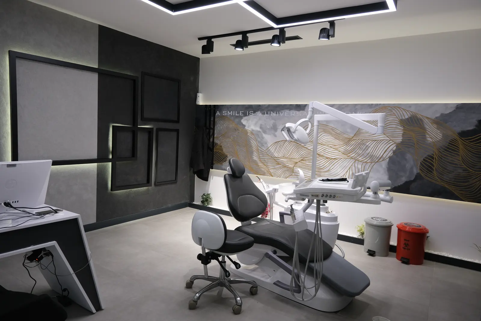 Dentalays Clinic Turkey