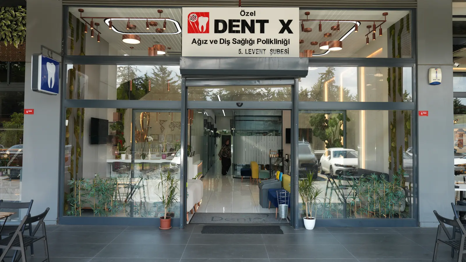 DentX 5. Levent Ağız ve Diş Sağlığı Kliniği