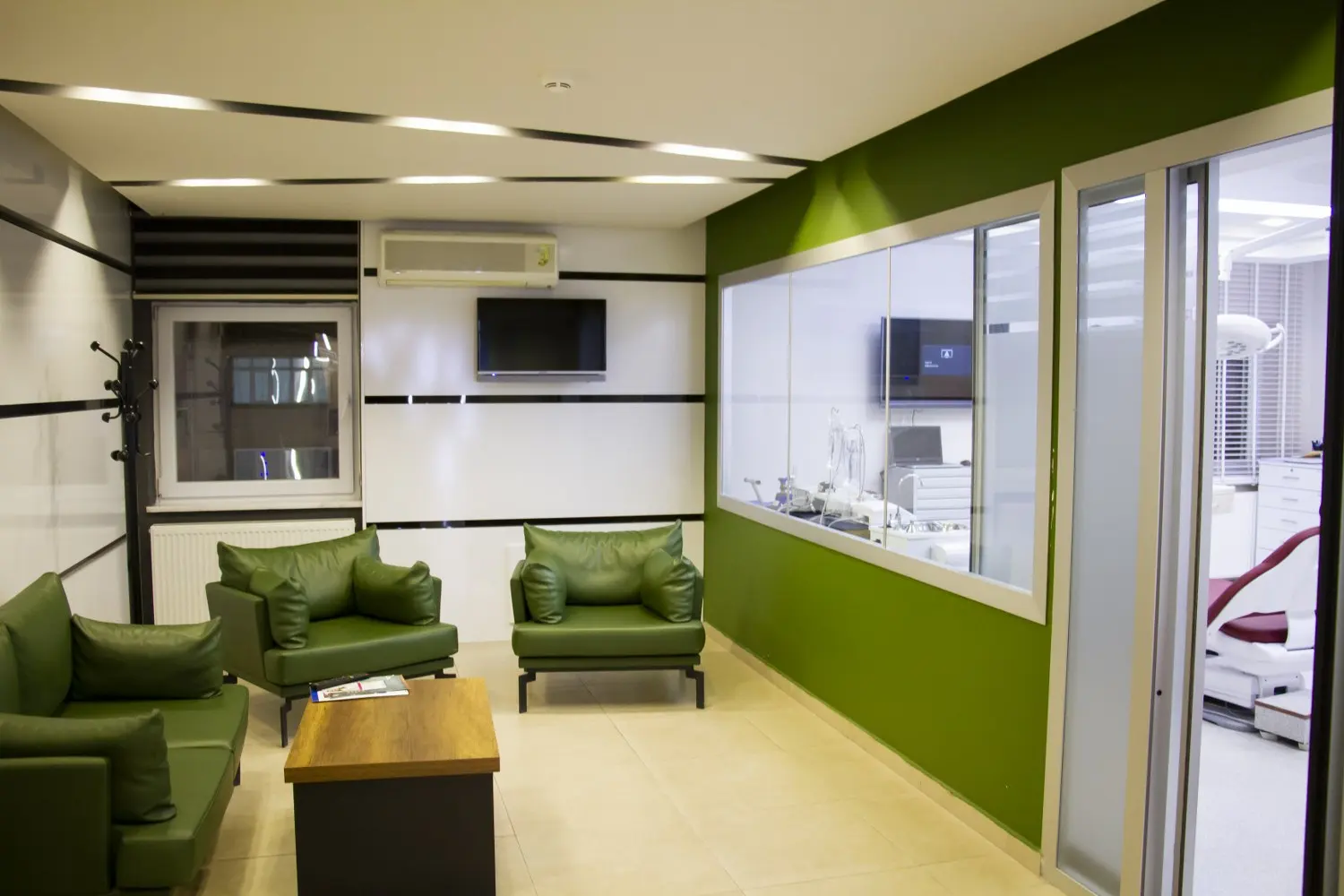 Uzdent Diş Klinikleri