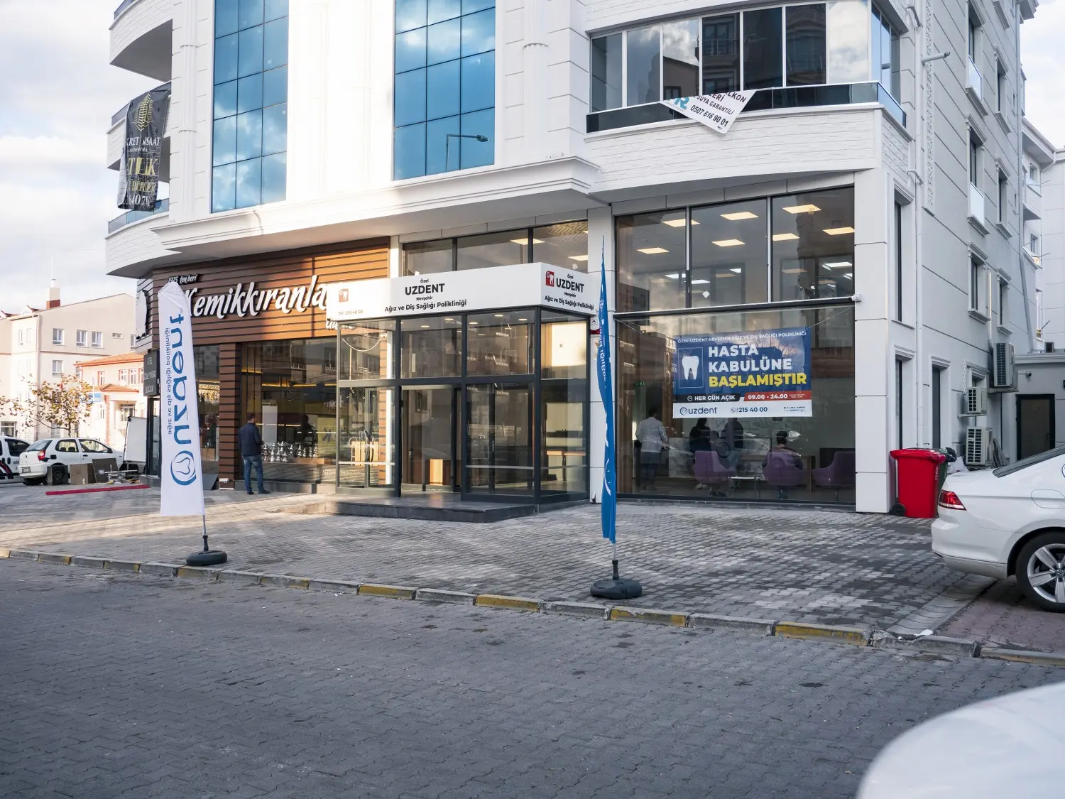 Uzdent Diş Klinikleri