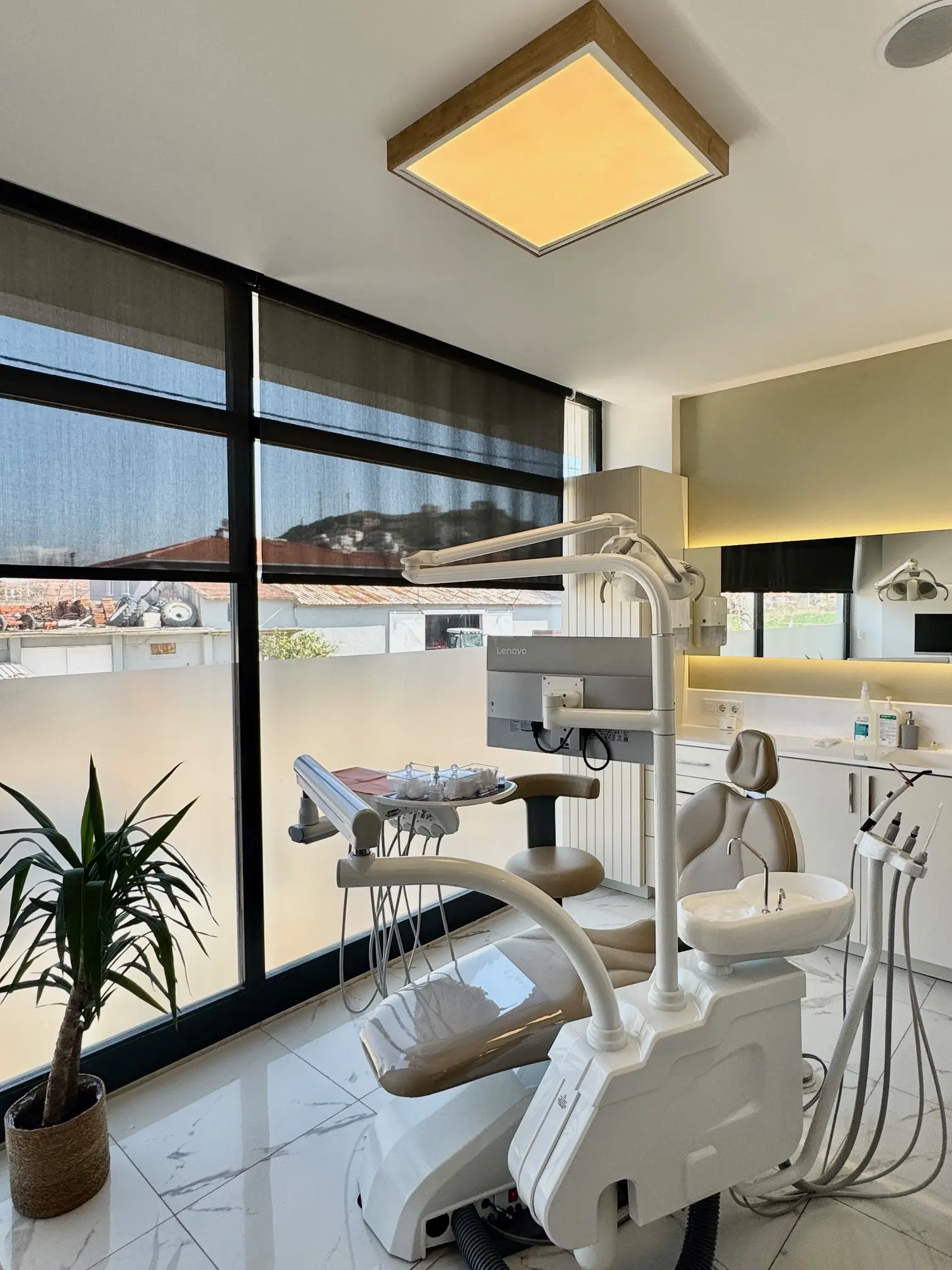 Dent Foça Özel Ağız ve Diş Sağlığı Polikliniği
