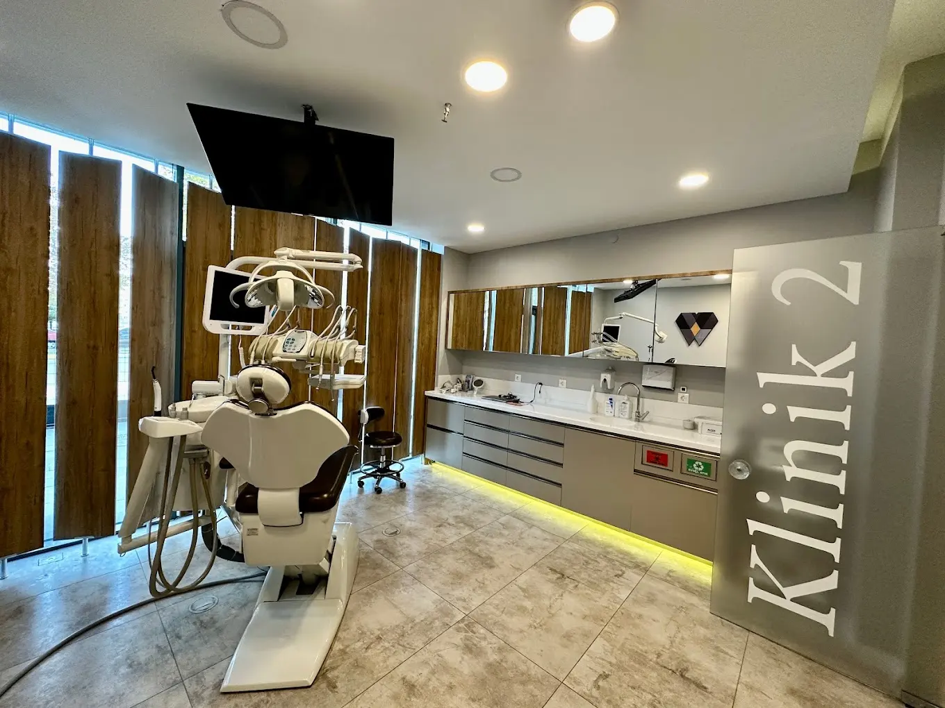KLİNİK 19