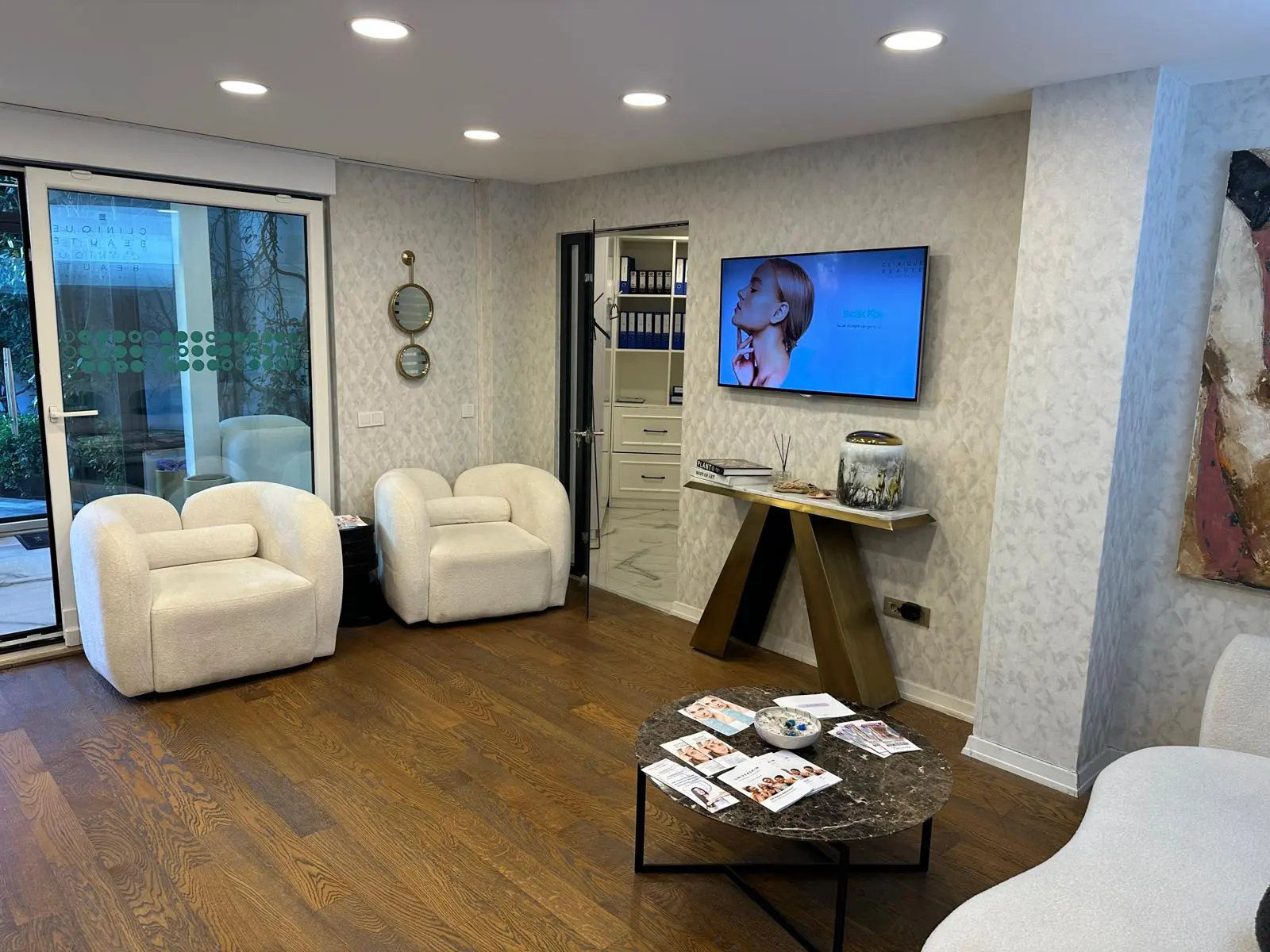 Dermatolog Dr. Emel POLAT