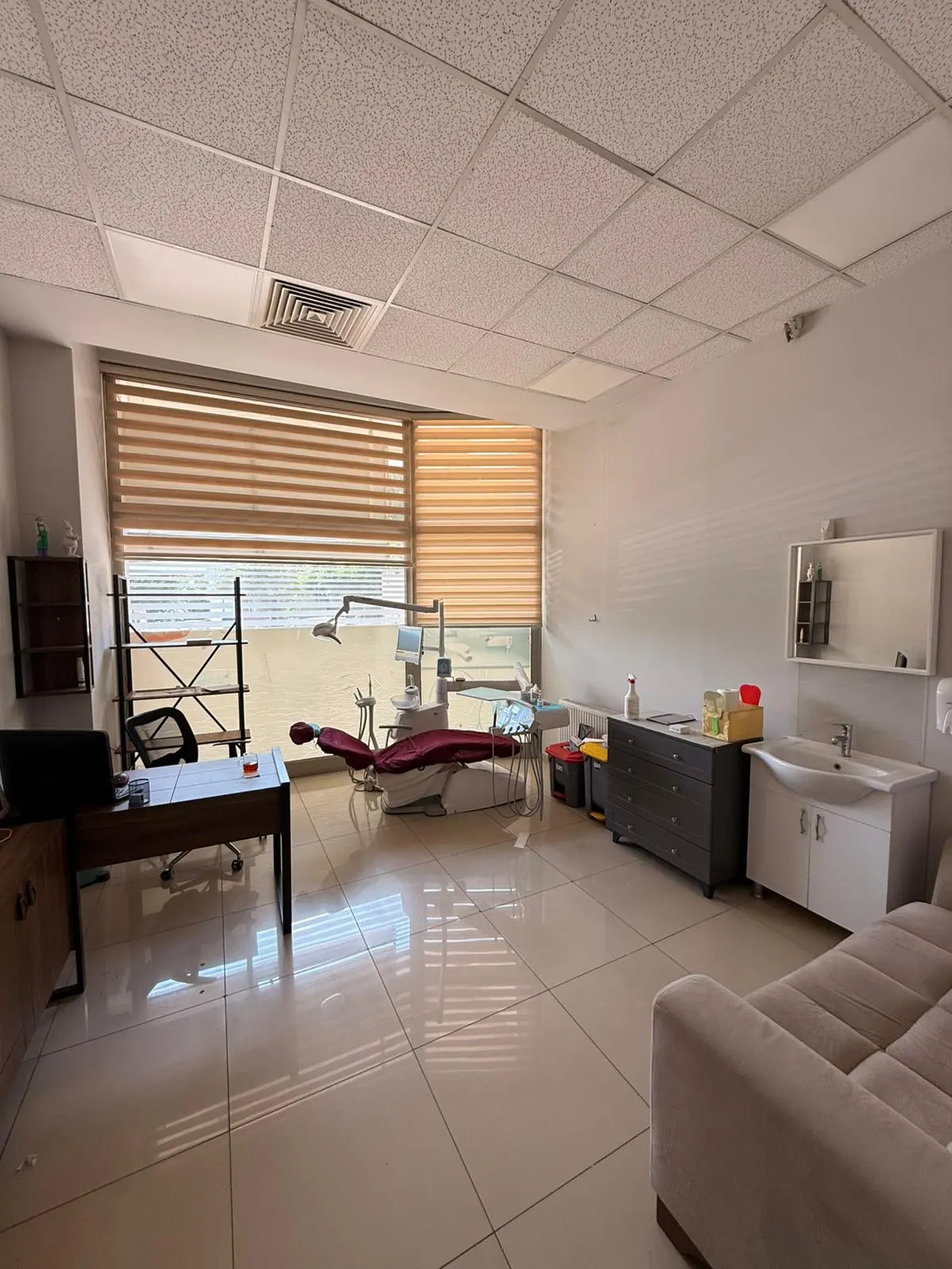 Private Izmir Academy oral health Clinic