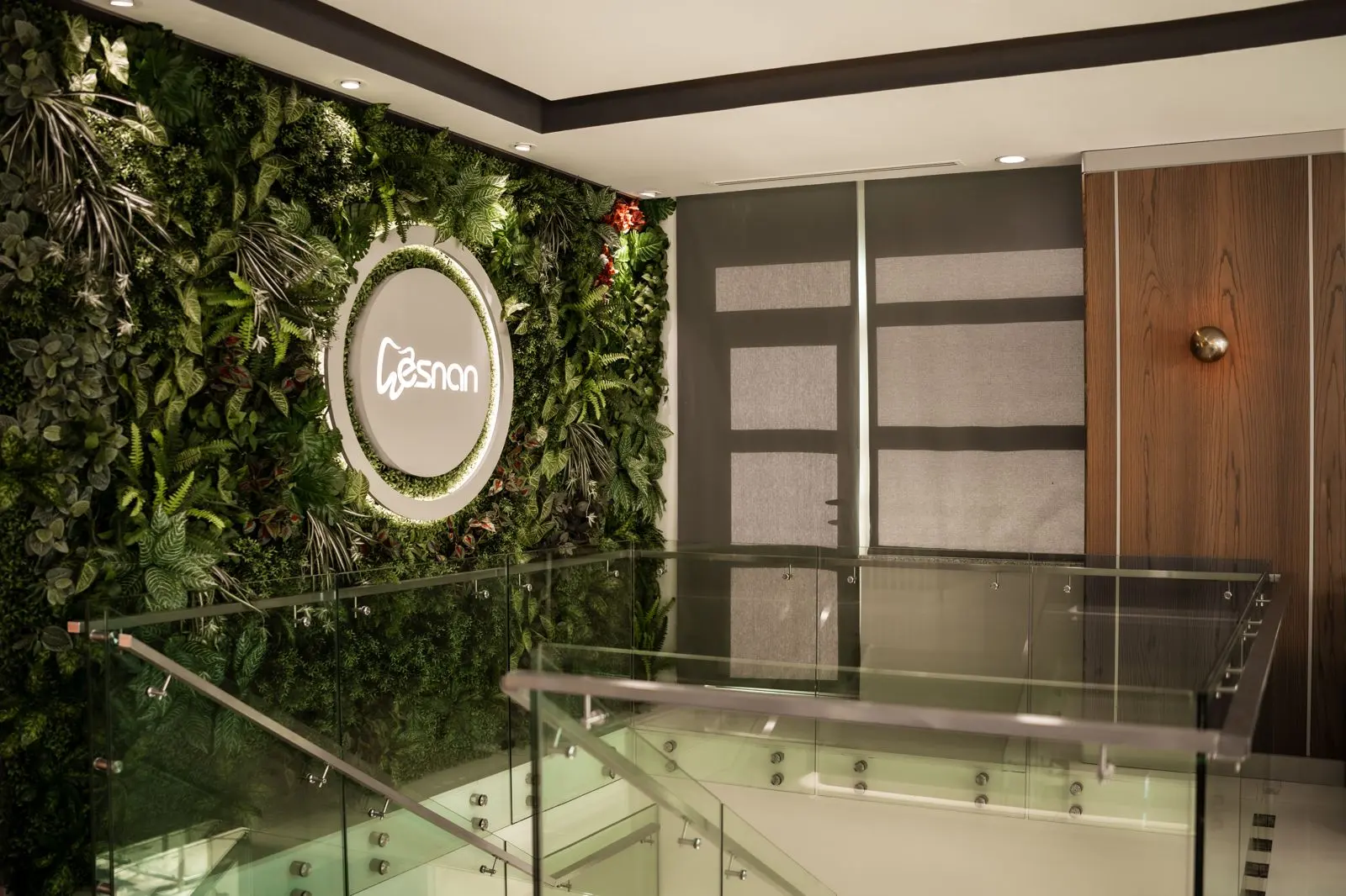 Esnan Oral and Dental Health Center